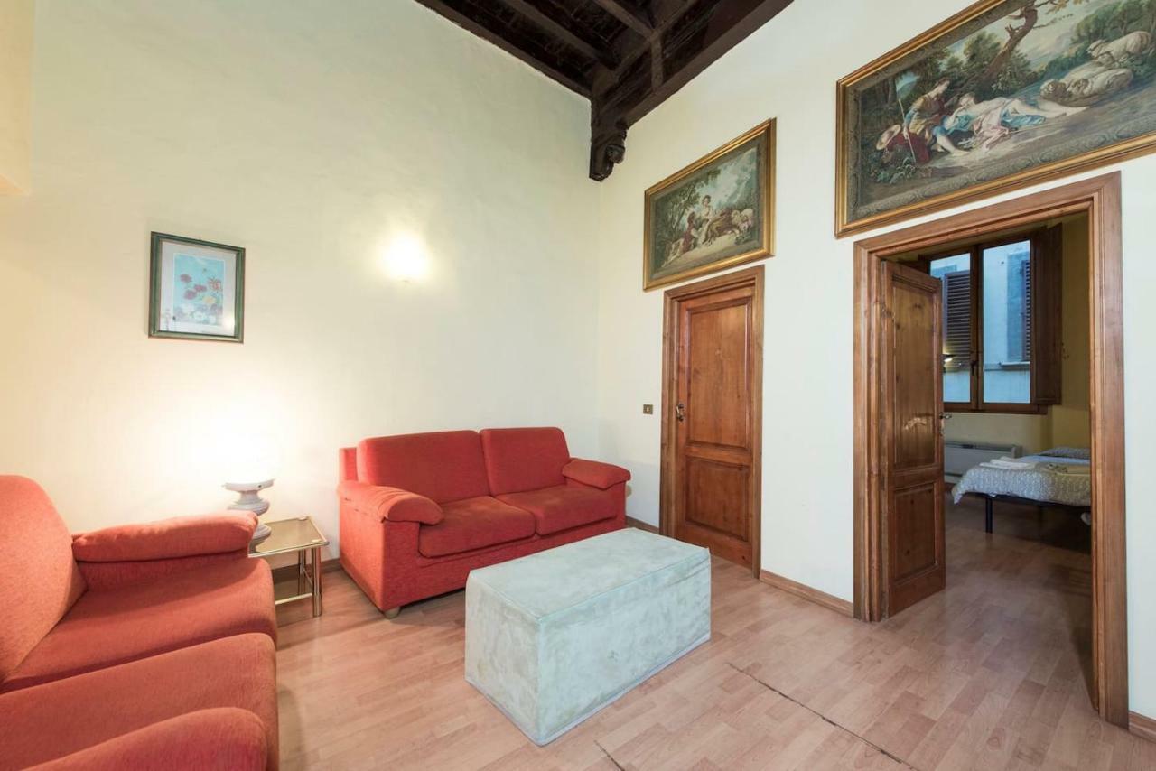 Apartamento Sdrucciolo Dei Pitti Second Floor